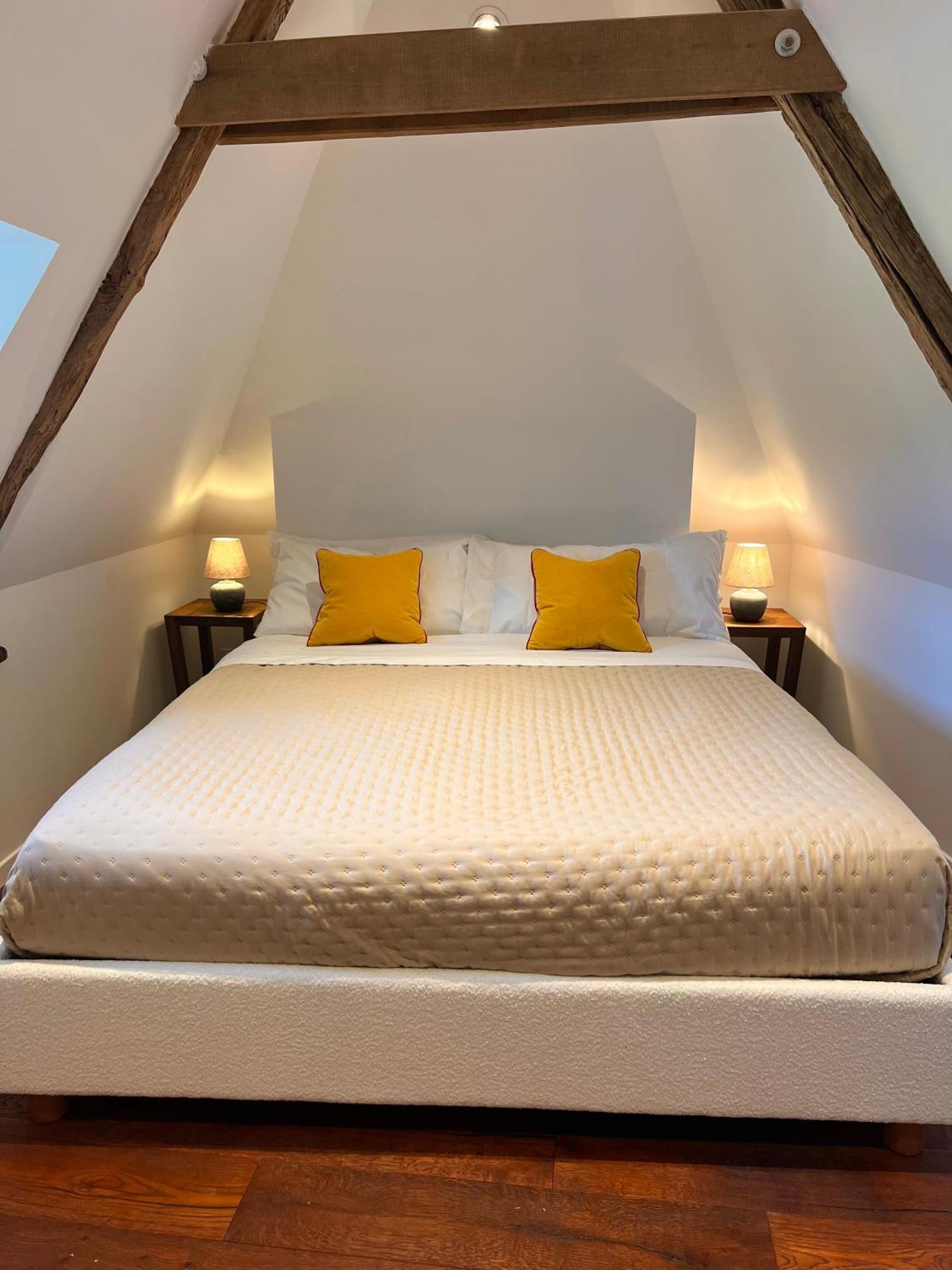 Bed and breakfast Noubar Cenevieres